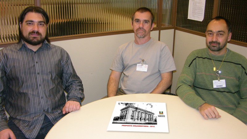 Funcionários oriundos do Setor de Governadoria e outros poderes (SGP) auxiliaram diretamente na elaboração da proposta orçamentária de 2012// 15/09/2011